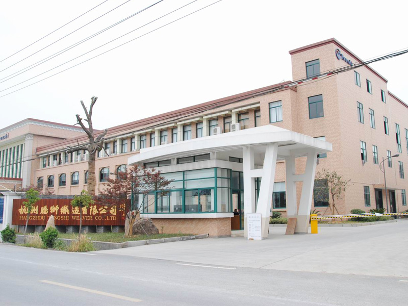 С многочисленными разновидностями и полными спецификациями